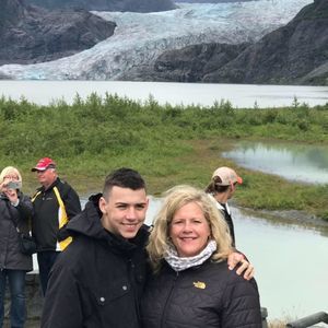 Meet your Posher, Rene